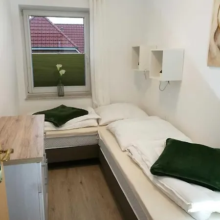 Appartement Seepark Reetdachhaus 1 *