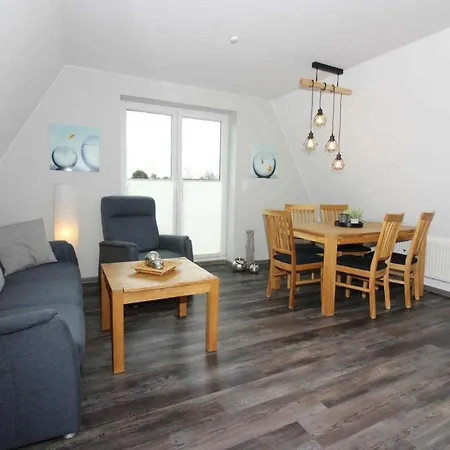 Seepark Reetdachhaus 1