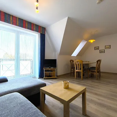Appartement Seepark Reetdachhaus 1 *